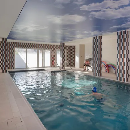 Domitys - Les Aviateurs Apartahotel 4*