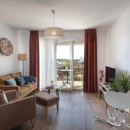 מלון דירות Domitys - Les Aviateurs 4*